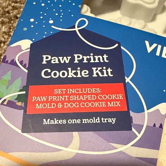 Vibrant Life Paw Print Cookie Kit - NWOT - Picture 2 of 6